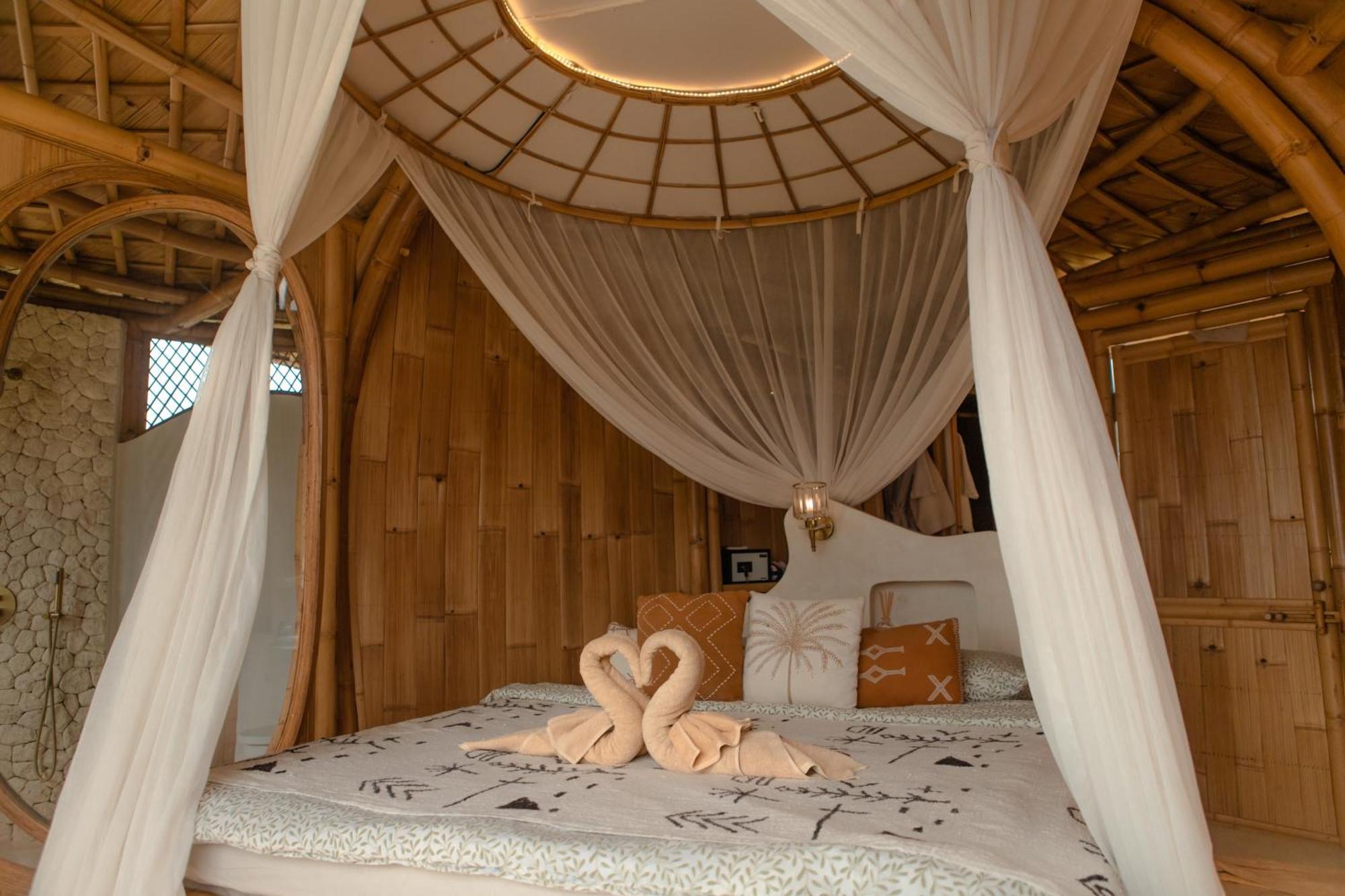Camanta Penida - Adult Only Hotel Toyapakeh Екстериор снимка