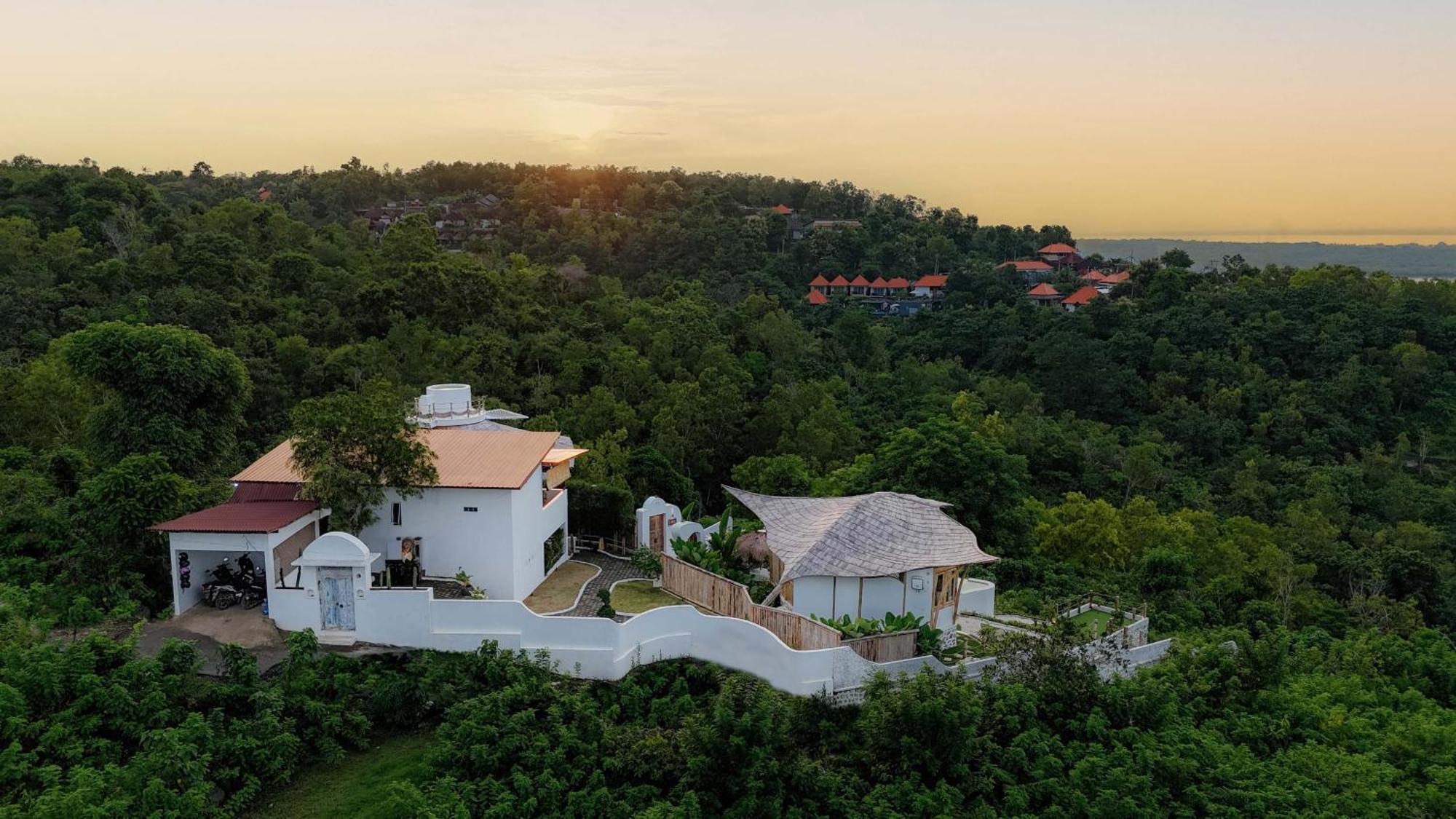 Camanta Penida - Adult Only Hotel Toyapakeh Екстериор снимка